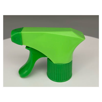 日常清掃は,プラスチック製のハンドトリガースプレーヤーと0.8ml/tの放出率で簡単になりました