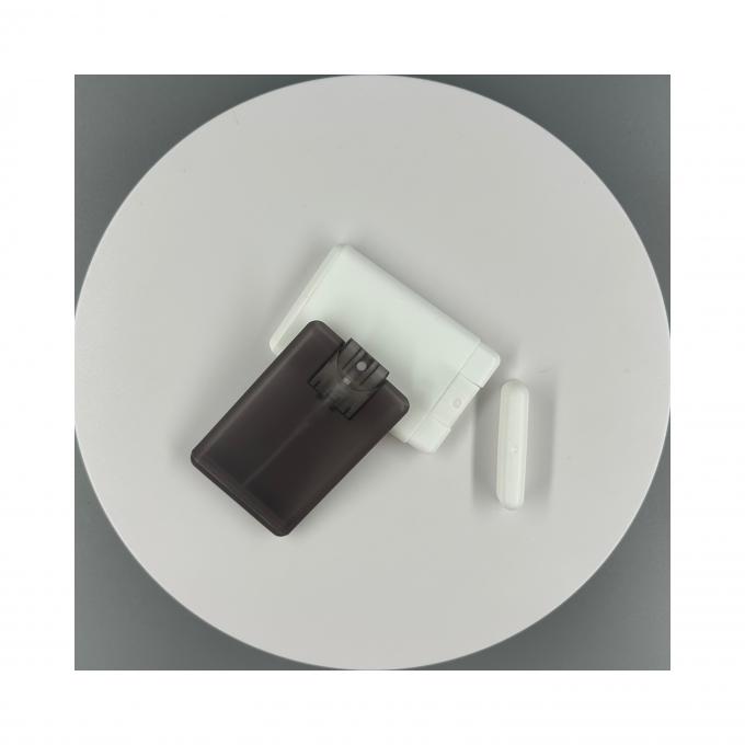 10ml スクエア ポータブル 再充填可能 精密な霧ベース素材 pp の香水スプレーボトル 3